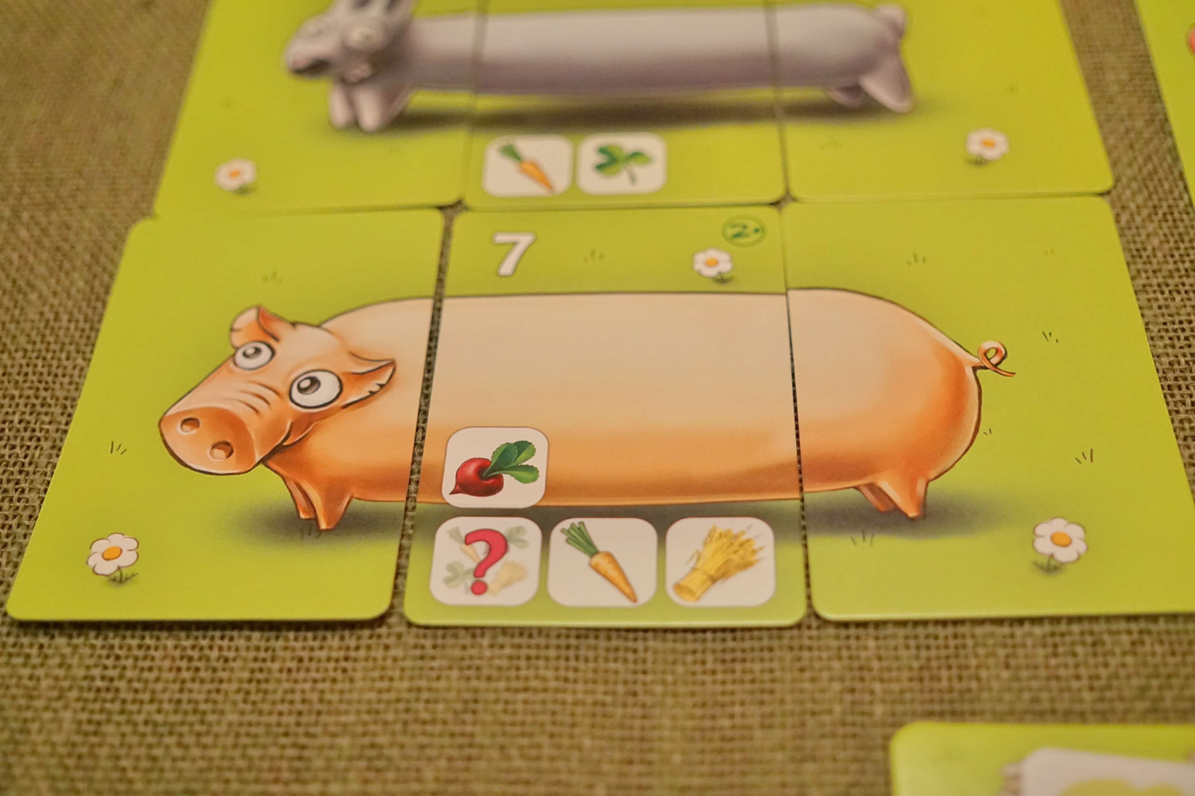 My Happy Farm – или „Трудният живот на свинете-дакели“