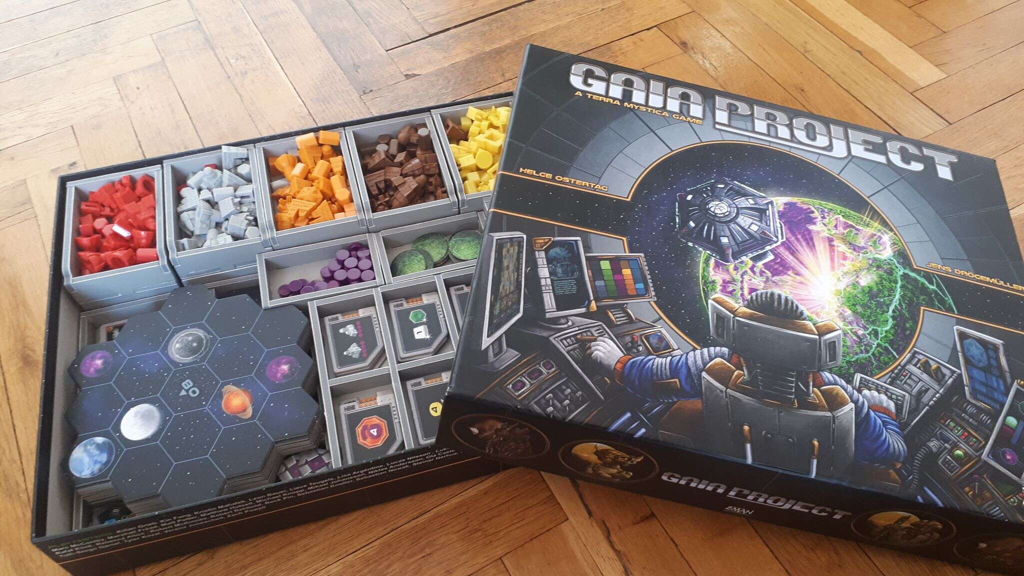 Folded Space – Gaia Project Insert